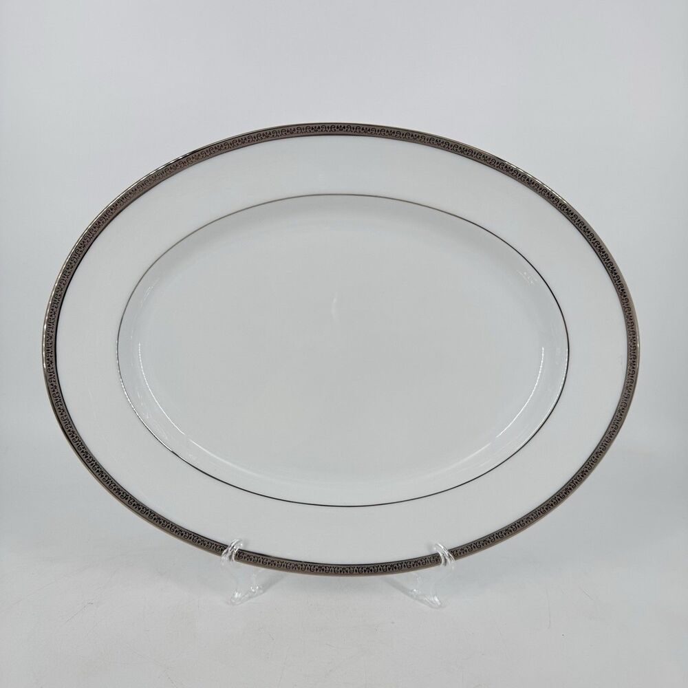 Charter Club Grand Buffet Platinum Oval Serving Platter 13.75” x 10.5”